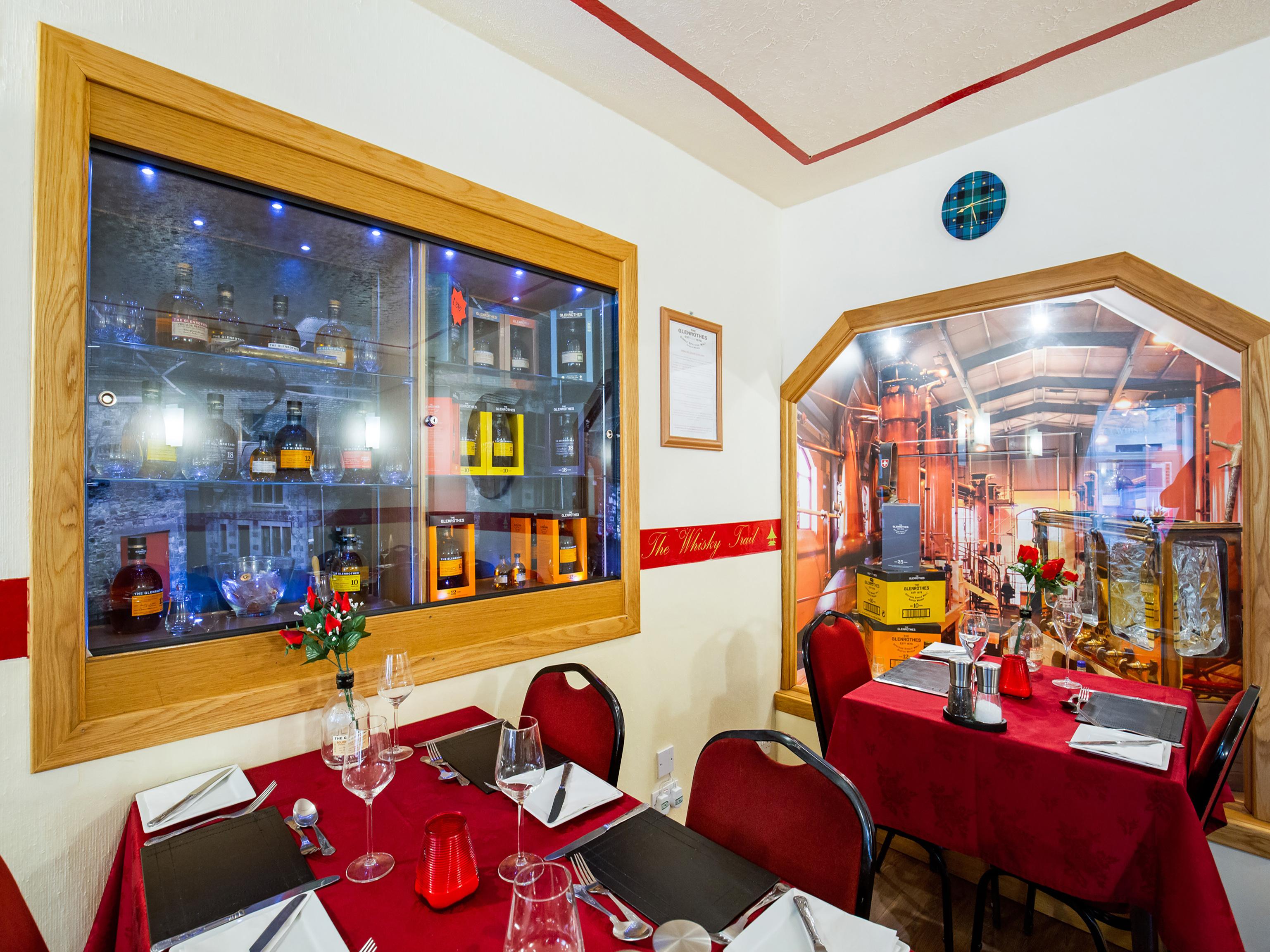 Oyo Eastbank Hotel, Speyside Scotland Rothes Bagian luar foto
